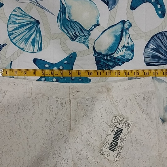 NWT Boho Monoreno Cream Lace 7/8 Ankle Pants Sz L - Picture 13 of 16